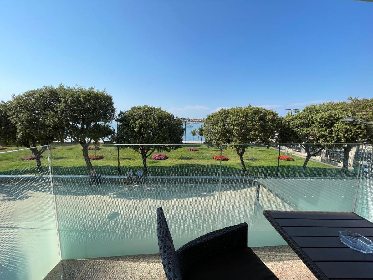 Apartments Riva-Interauto อูมัค ภายนอก รูปภาพ